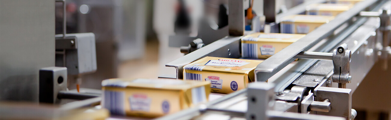 Druckluft von Kaeser Kompressoren für die Milchstraße der Molkerei Ammerland